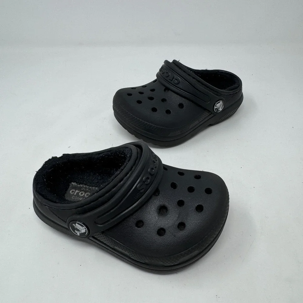 Crocs Shoes Black Fuzzy Lined Classic Clog Slip On Warm Shoes Toddlers Size C6